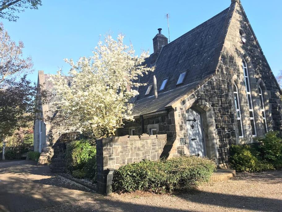 Old Schoolhouse, Galgorm Villa Buitenkant foto